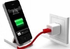 這8種最傷手機(jī)的充電方式你犯了嗎？